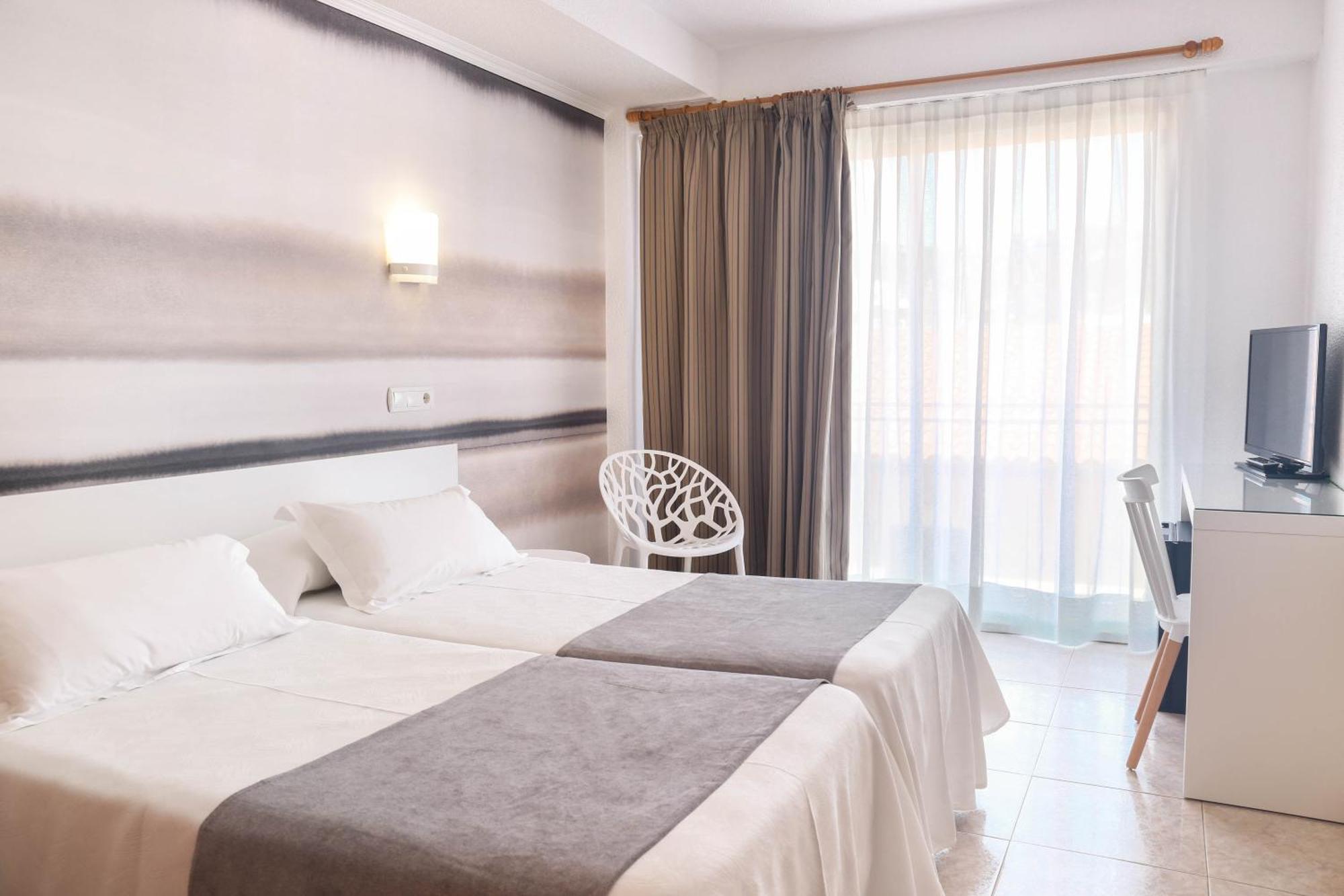 Kaktus Hotel Volga - Adults Recommended Calella Luaran gambar